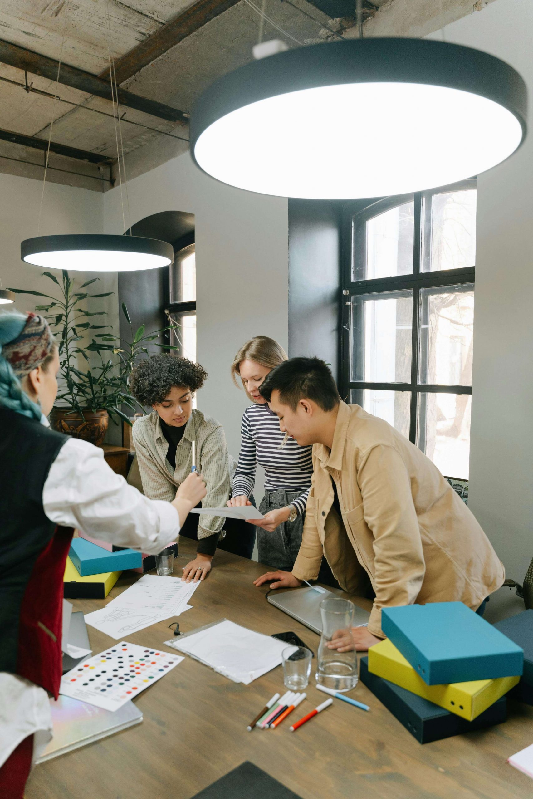 Collaboration entre les pôles de l'agence