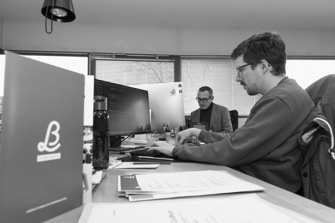 L'équipe L&B Synergie au travail