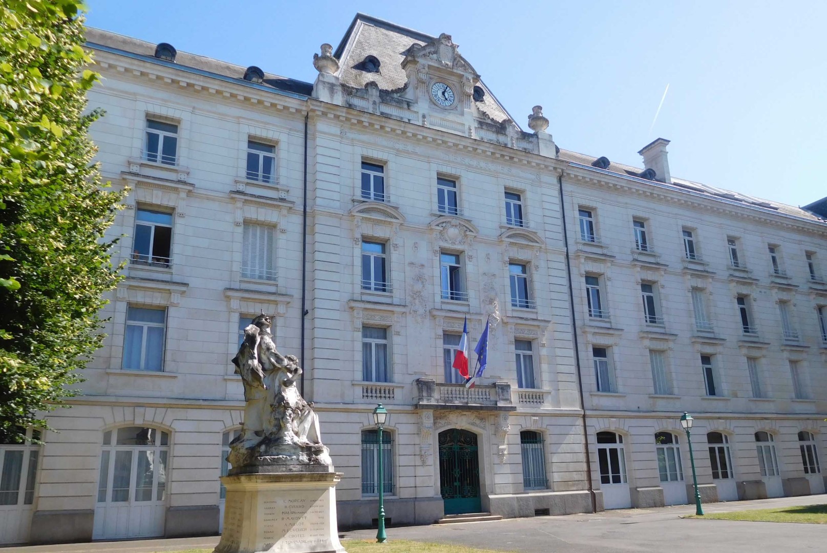 Lycée Descartes